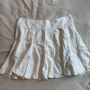 Alice + Olivia White Pleated Mini Skirt